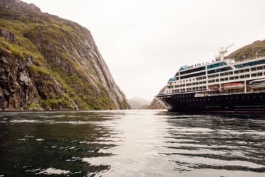 Azamara jorden runt