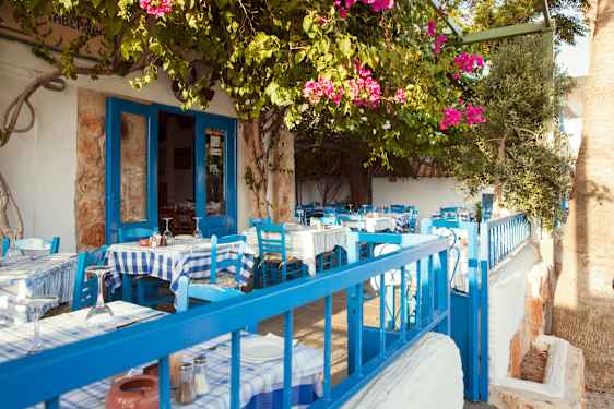 Eating nearby Sunwing Sandy Bay