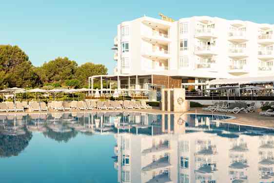 Sunwing Cala Bona Seafront