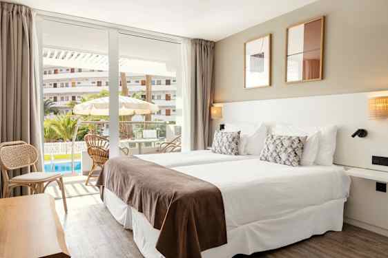 Room in nature nuances and terrace with poolaccess