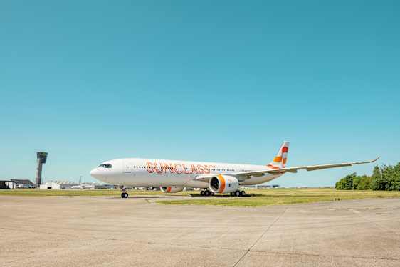 Fly Sunclass Airlines