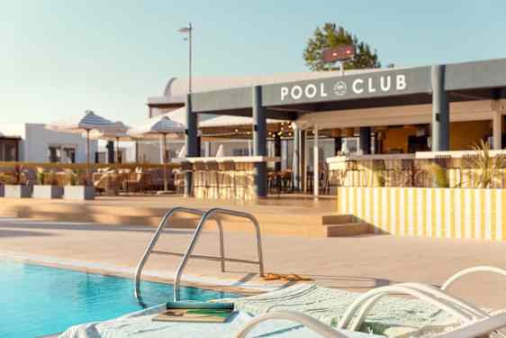 Pool club